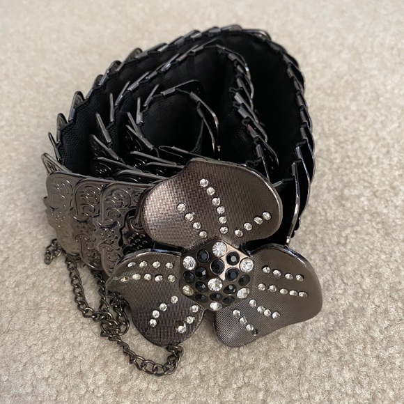 2 for $15 Women’s belts for adornment - Picture 4 of 5